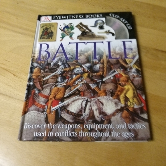 Battle Dorling Kindersley Eyewitness Book with Clip-Art CD Military War History - Picture 1 of 3